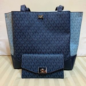 Michael Kors Tote & Wallet Combo